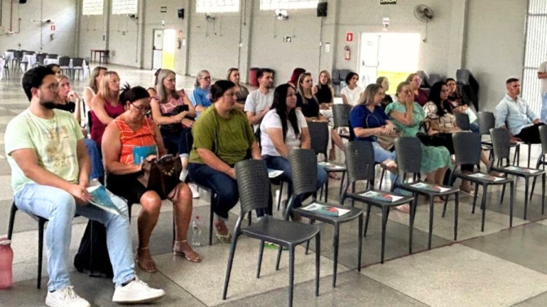 Reunião de oportunidades e boas pratica na gestão escolar